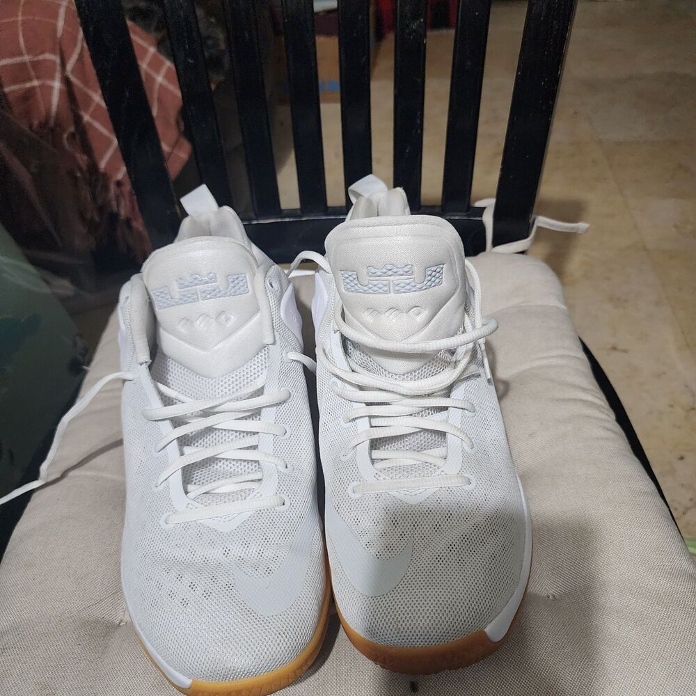 Men's  Nike Zoom  size 12